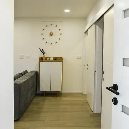 Maris Apartment