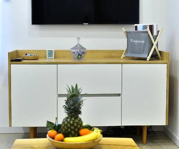 Maris Apartment